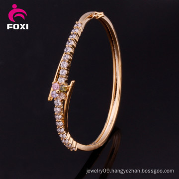 Fashion New Design Jewelry Gold Plated Ladies Bangle